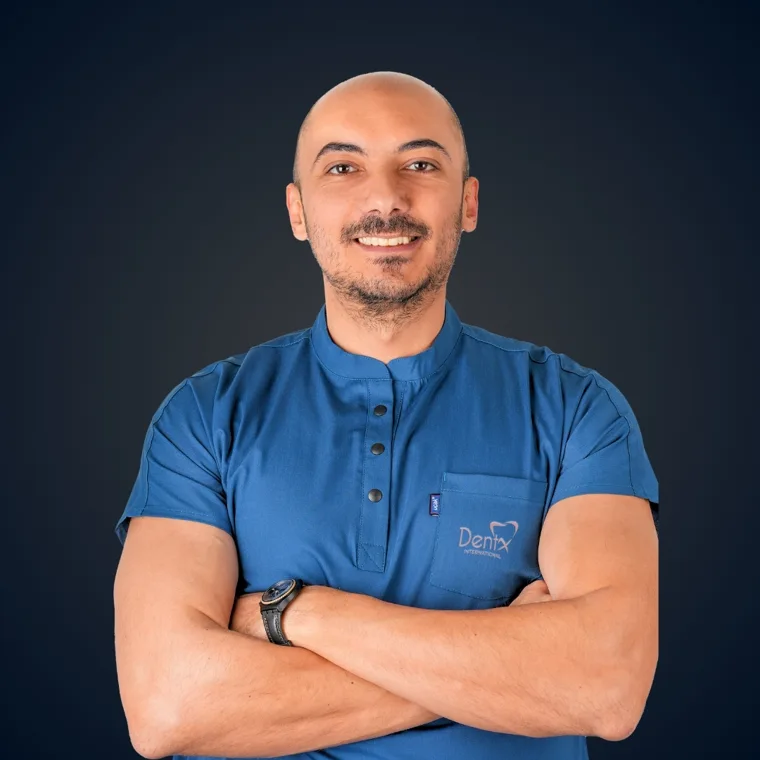 Uzm. Dt. Alparslan Eren Karasu, endodontista presso DentX International Clinics